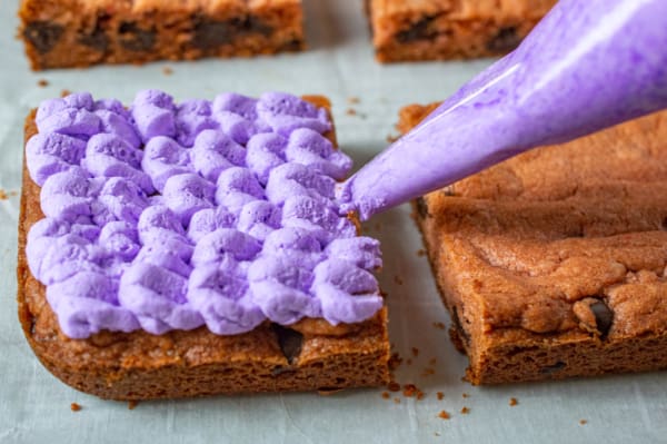 Easter chocolate chip cookie squares 9