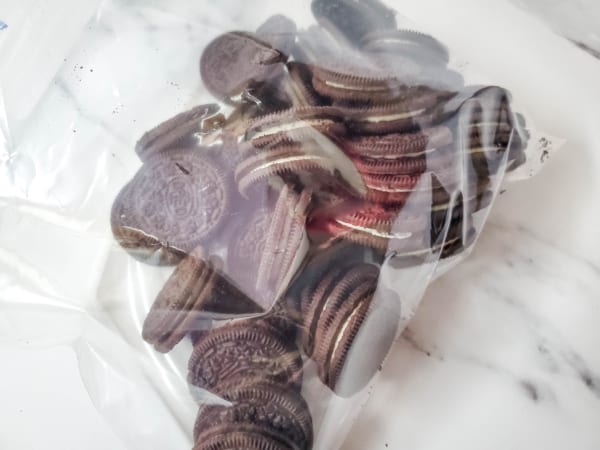 No Bake Valentine Oreo Truffles process