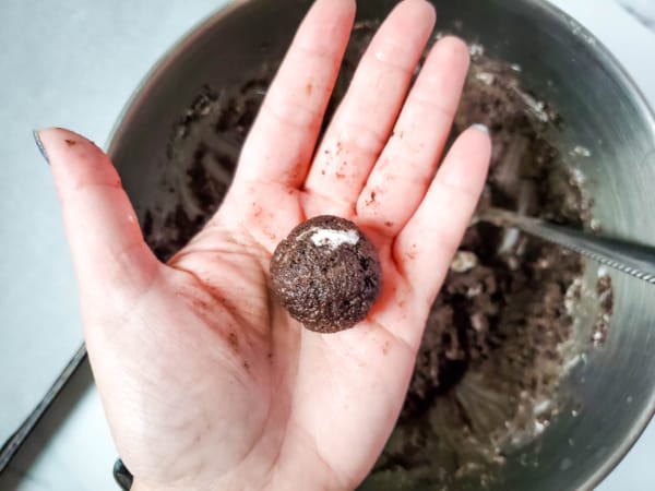 No Bake Valentine Oreo Truffles process