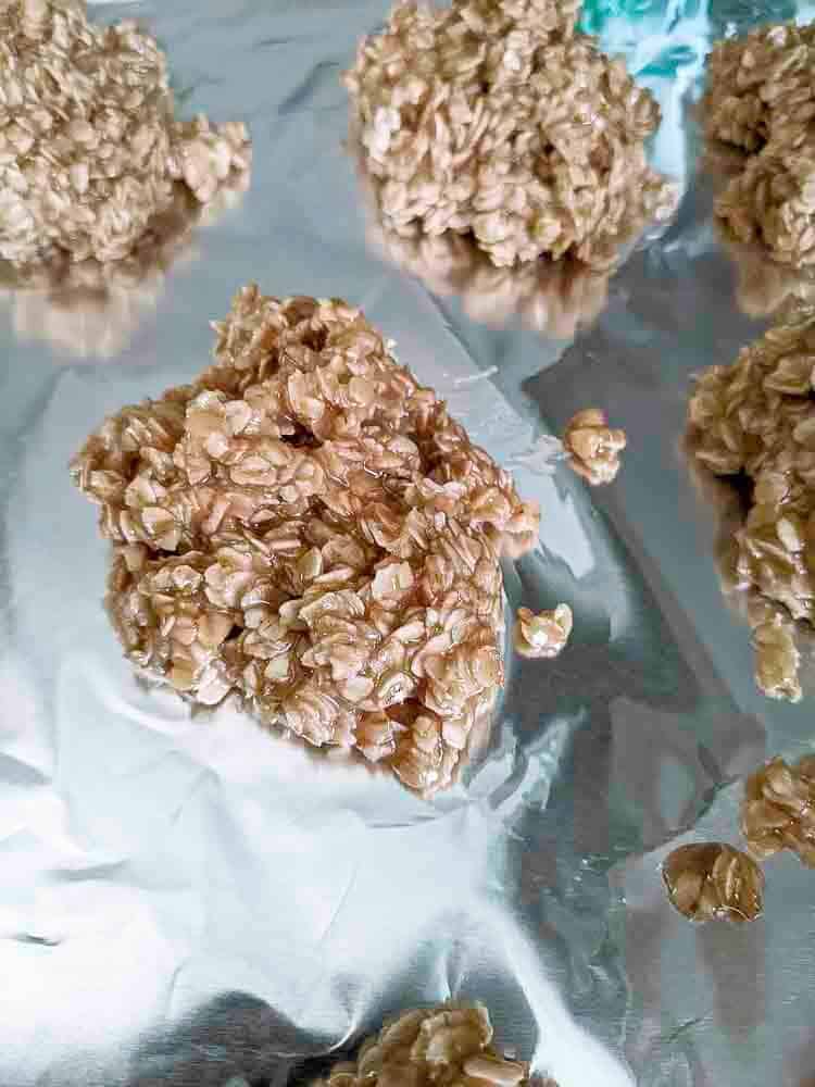 No Bake Peanut Butter Banana Cookies