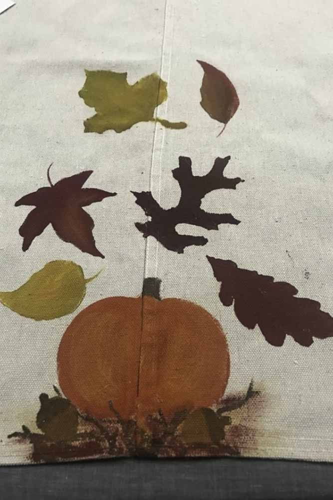DIY thanksgiving tablecloth