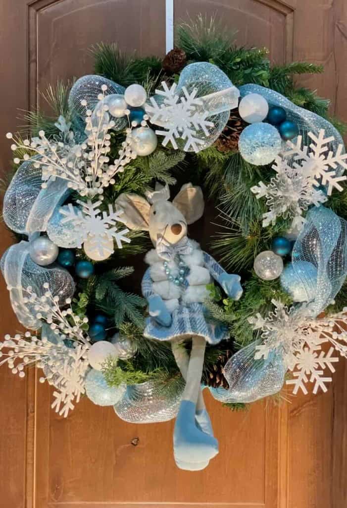 Winter Mouse Wreath