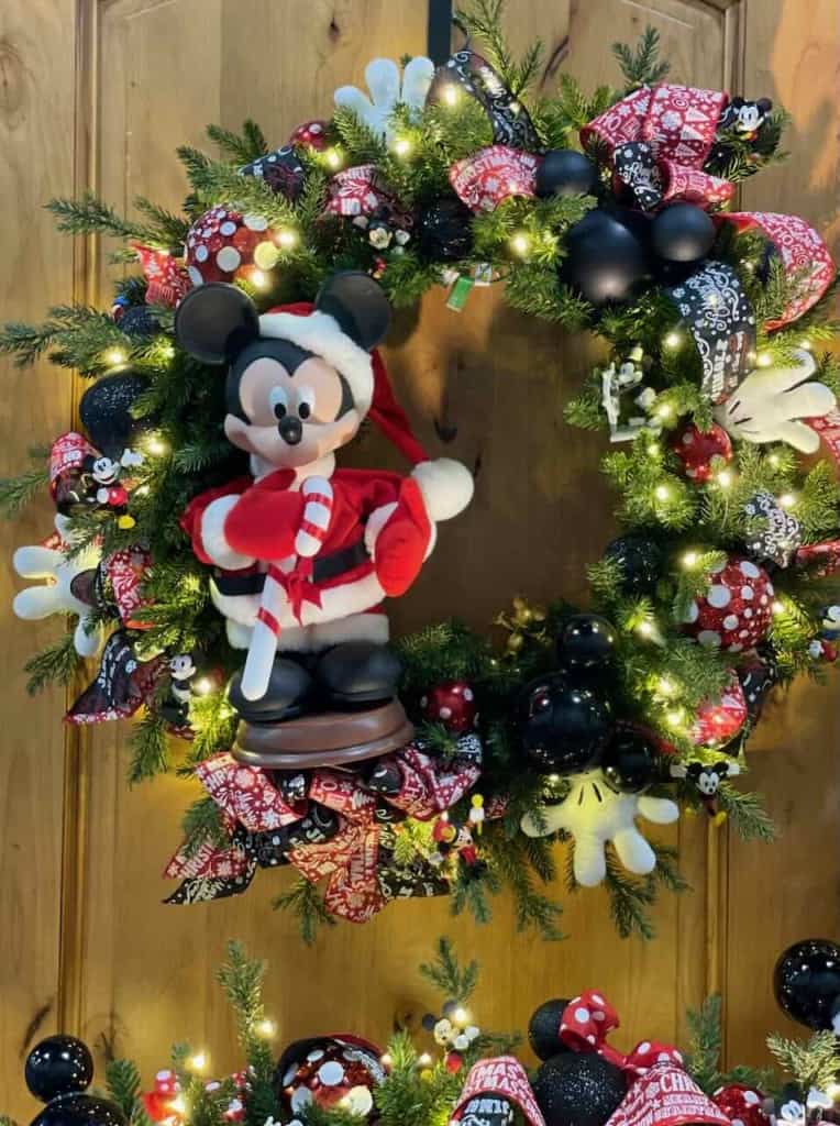 Disney Christmas decor ideas