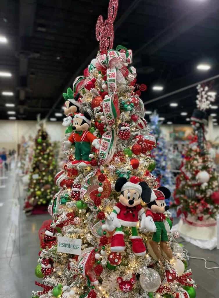 Disney Christmas decor ideas