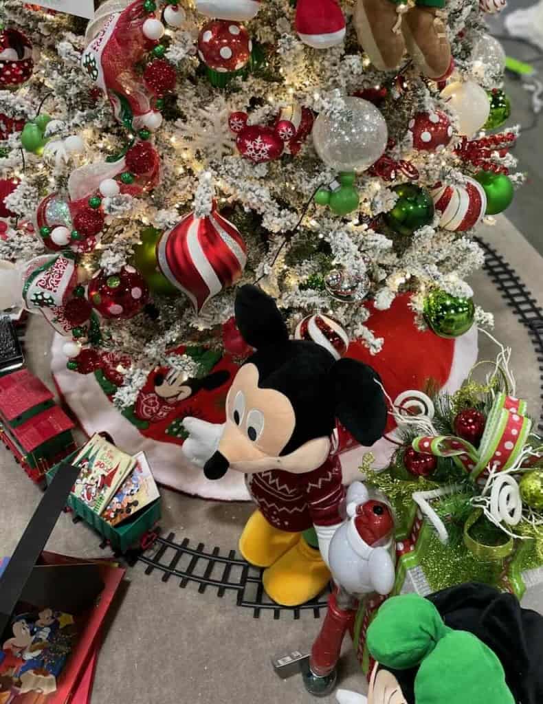 Disney Christmas decor ideas