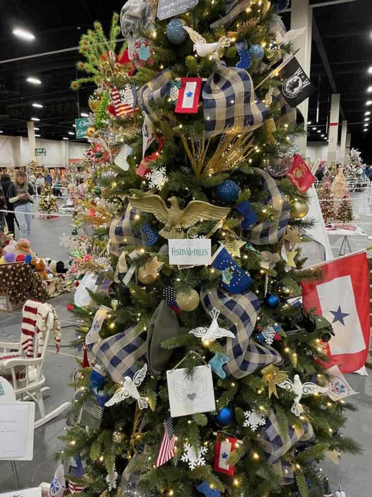 Unique Military Hero Christmas Tree