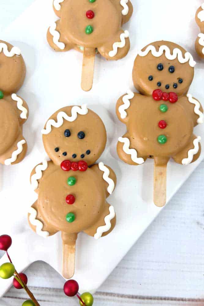 Gingerbread man cookie pops