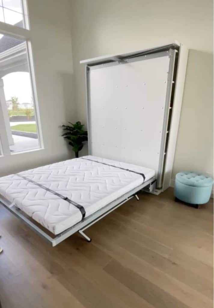 This revolving Murphy bed bookcase is a game-changer for any home. Store your books and create an instant guest room with a single spin