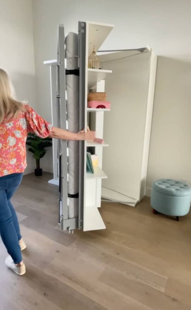 Perfect for small spaces, this Murphy bed bookcase offers dual functionality without sacrificing style. Rotate and reveal a bed whenever you need it! 
