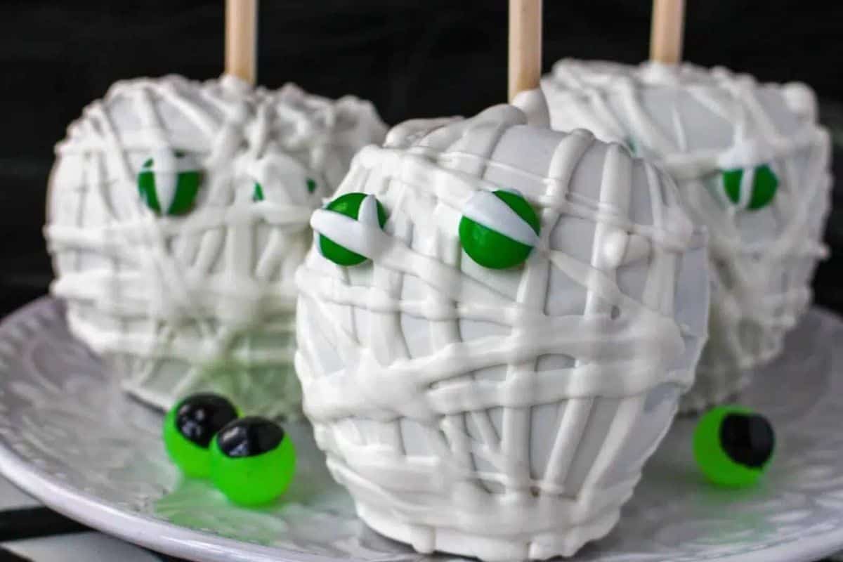 candied mummy apples